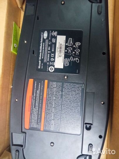 Беспроводная клавиатура и мышь microsoft