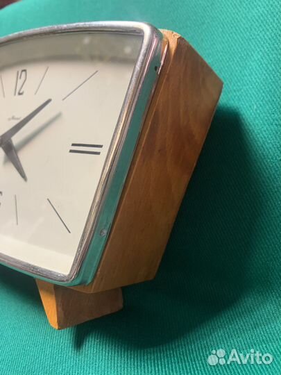 Настольные часы Маяк. Ретро