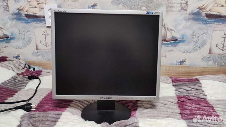 Монитор 19 дюймов Samsung SyncMaster 943N