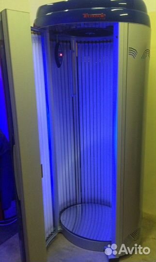 Солярий вертикальный с полной комплектацией