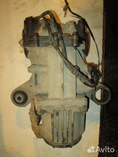 Редуктор заднего моста. муфта отдельно