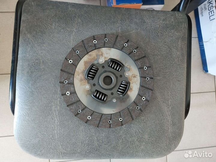 Диск сцепления Audi A3 96/ Octavia 97/ Golf III
