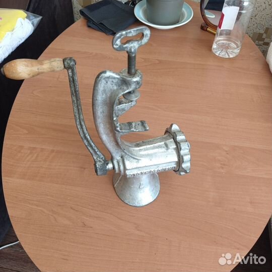 Мясорубка ручная СССР чугунная