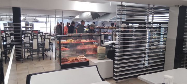 Здание, 3897 м²