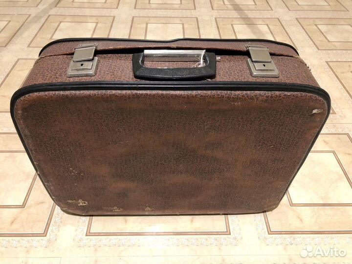 Чемодан Раритет