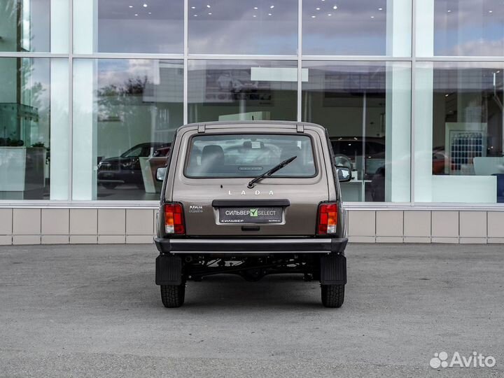 ВАЗ Niva Legend 1.7 МТ, 2022, 182 км
