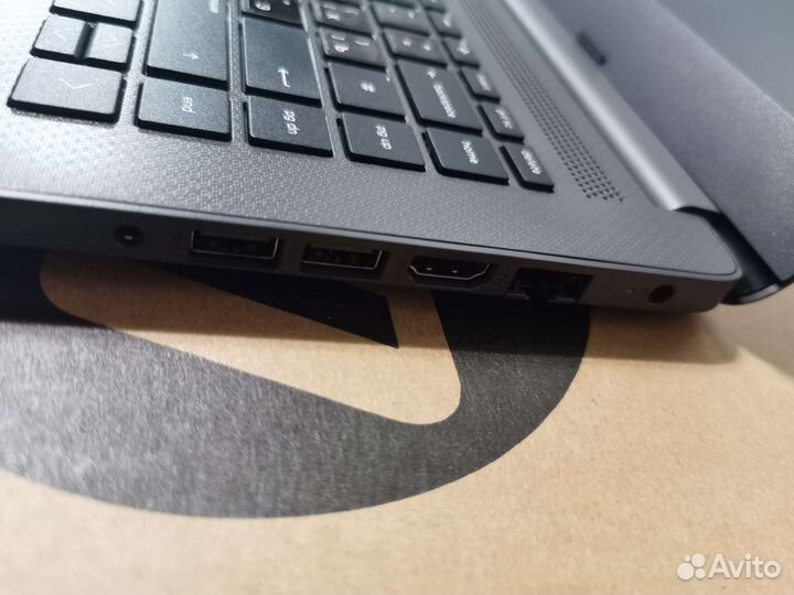 Ноутбук HP 240 g7 8/128 гб