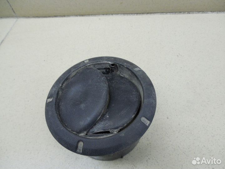 Дефлектор воздушный Logan 2005-2014