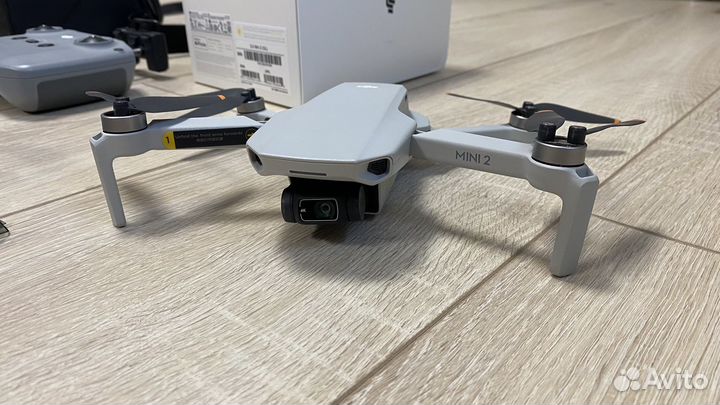Квадрокоптер DJI mini 2 fly more combo