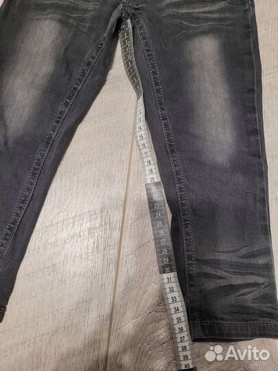 Джинсы на мальчика 104-110см