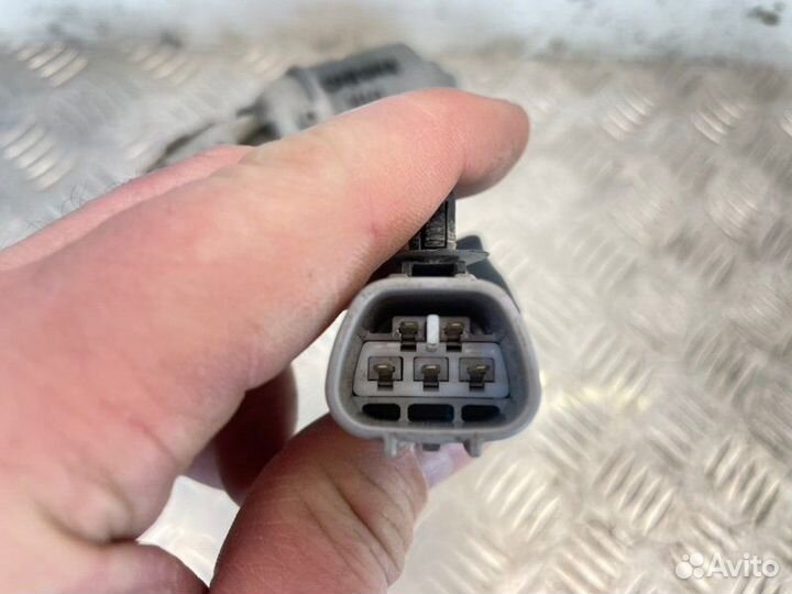 Мотор стеклоочистителя Toyota Corolla ZRE151L