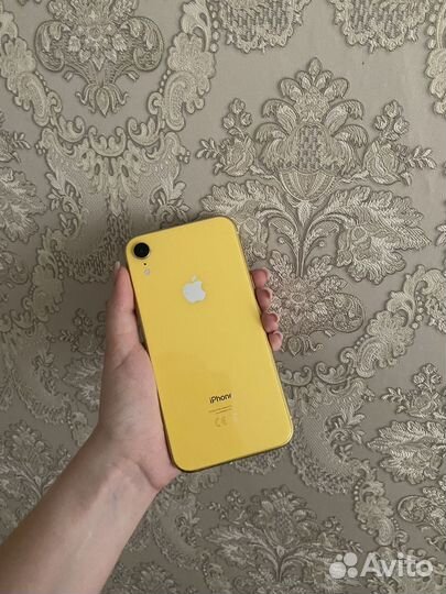 Телефон iPhone