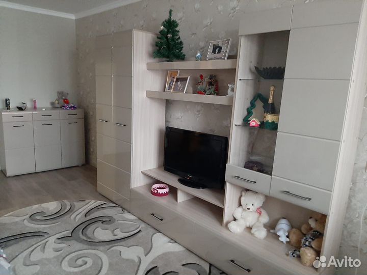 Стенка и комод