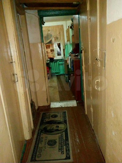 Комната 12 м² в 5-к., 2/5 эт.