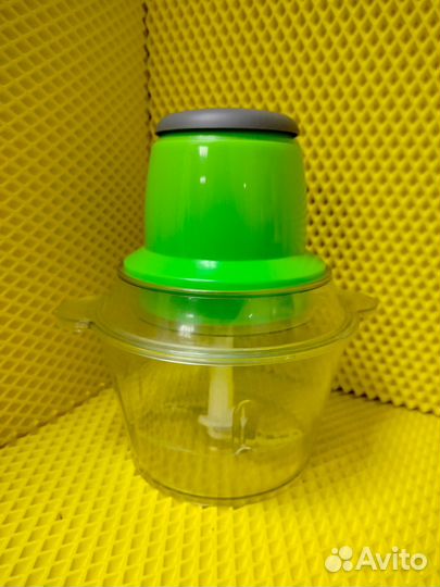 Измельчитель овощей кухонный 