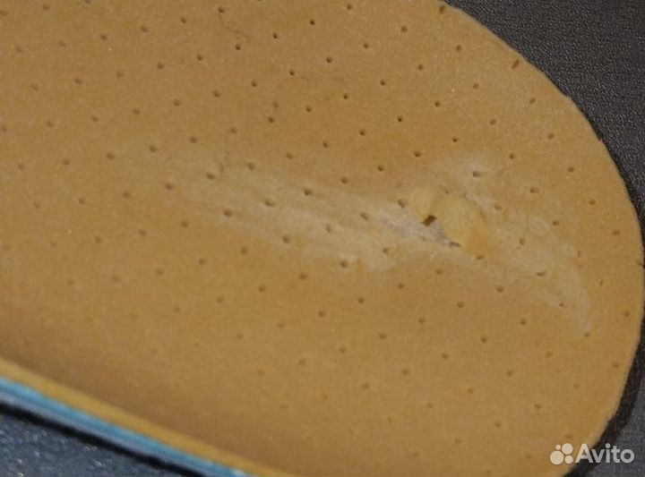 Стельки 29 см 45 размер с царапиной