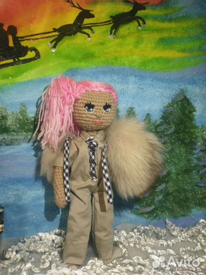 Кукла в шубке