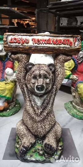 Фигурки, статуэтки, копилки, вазы, кашпо