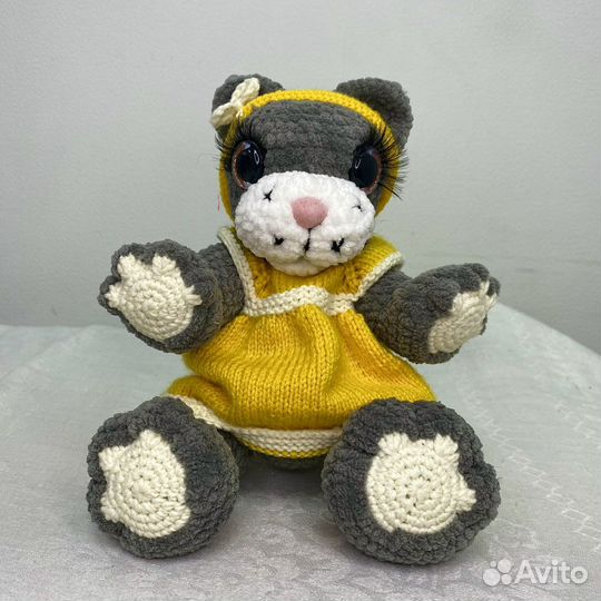 Вязаная кошка