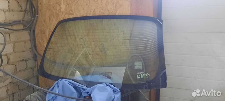 Стекло заднее Рено Симбол Renault Symbol