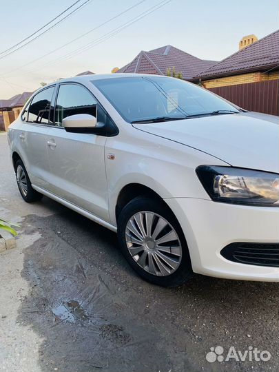 Volkswagen Polo 1.6 МТ, 2015, 193 000 км
