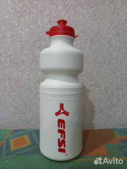 Бутылка для воды спортивная