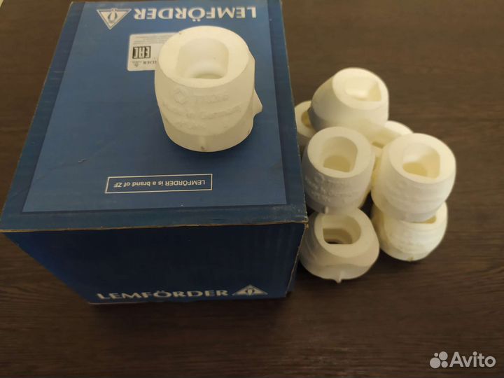 Передняя опора двигателя Lemforder 25864