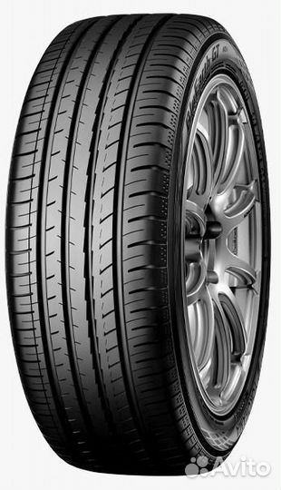 Yokohama BluEarth-GT AE-51 215/55 R17 94W