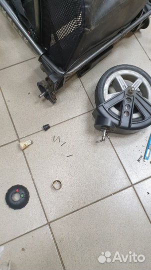 Фиксатор переднего колеса детской коляски,фиксато