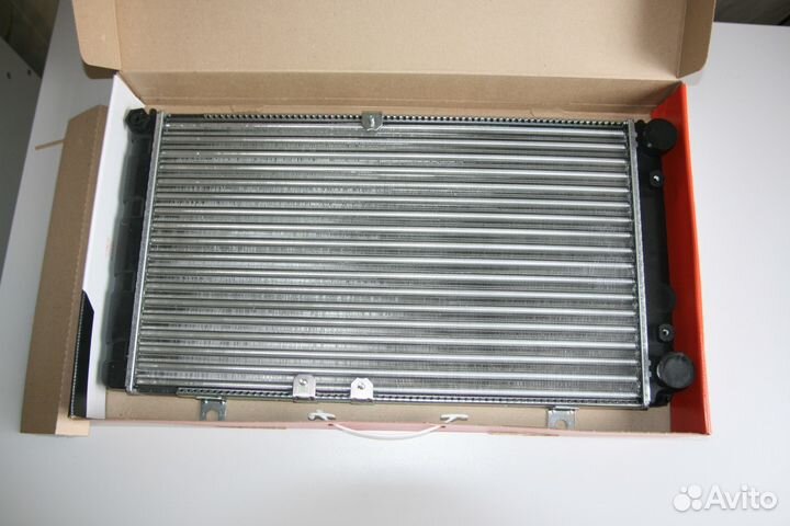 Радиатор охлаждения Калина 1118