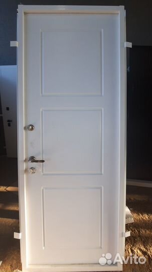 Дверь входная металлическая