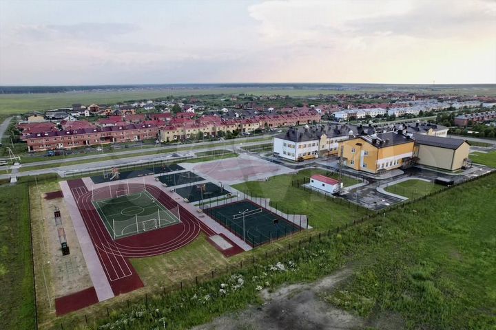 Таунхаус 90 м² на участке 3 сот.