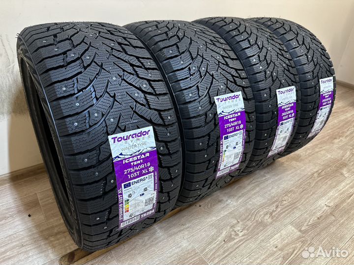 Tourador Ice Star TSW1 245/45 R18 и 275/40 R18 97T