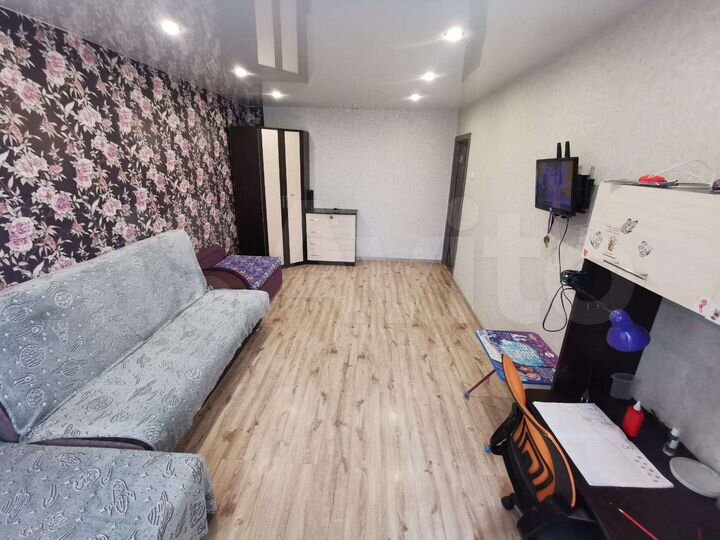 1-к. квартира, 42 м², 4/5 эт.