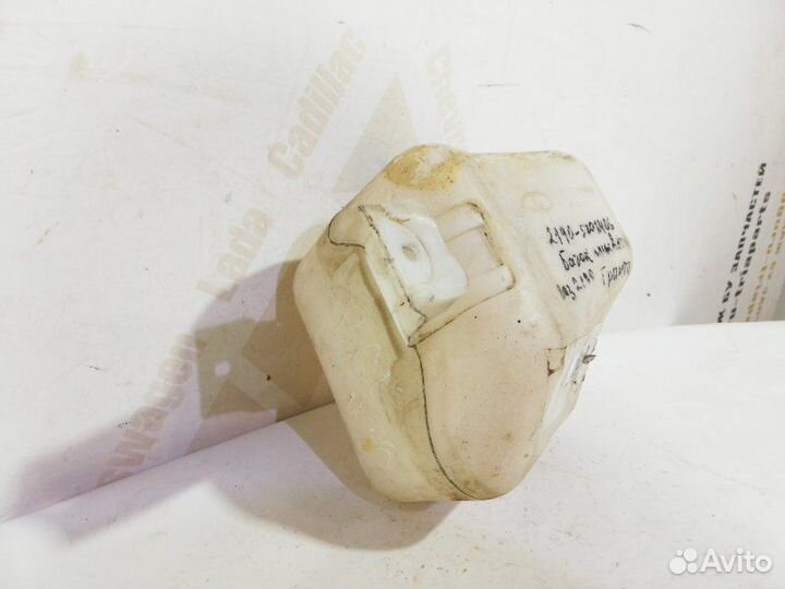 Бачок омывателя LADA Granta 1 2190 до рестайлинг