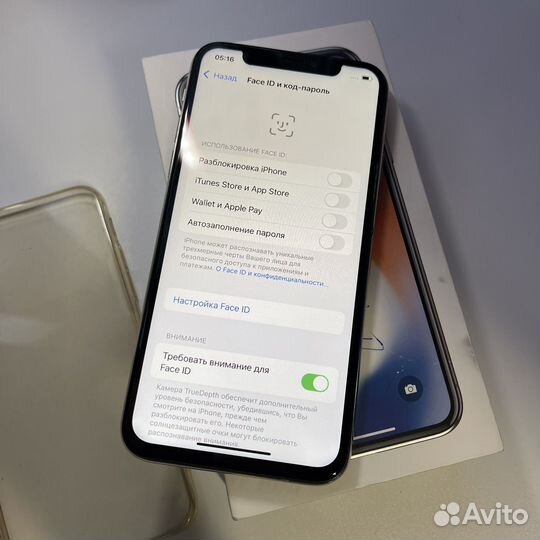 iPhone X, 64 ГБ