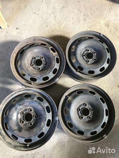 Штампованный диск r 15 1J0601027H