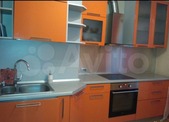 2-к. квартира, 75 м², 10/14 эт.