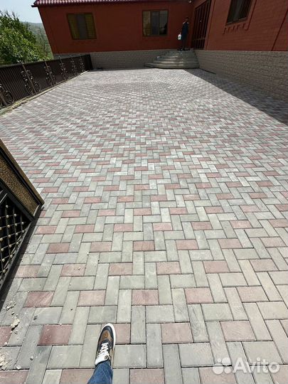 Плиточник укладка плитки