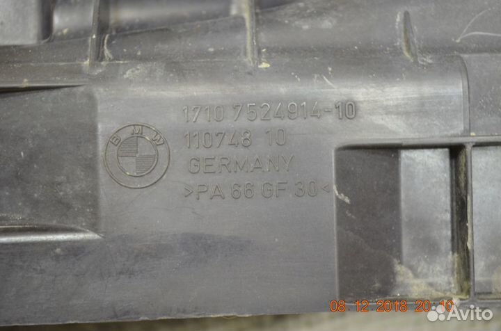 Дефлектор радиатора правый Bmw