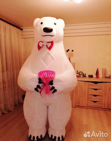 Белый Мишка Снежок и Чебураша