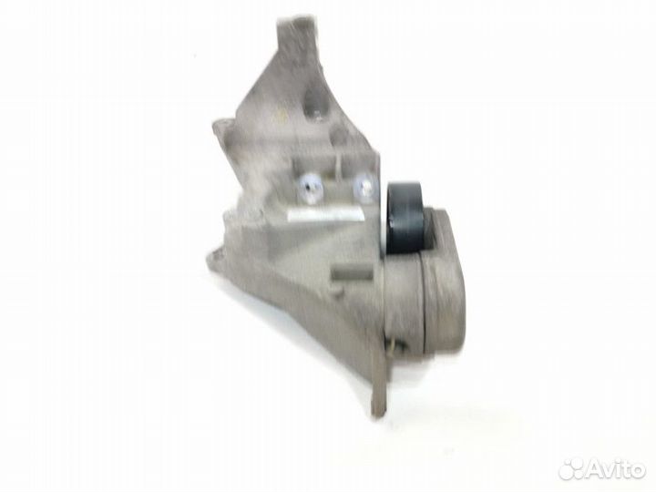 Кронштейн генератора Land Rover Range Rover Sport