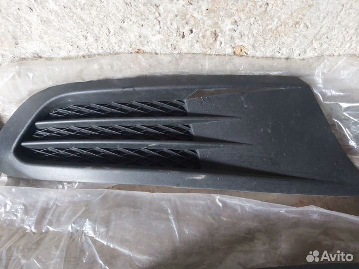 Накладка бампера vw jetta 6