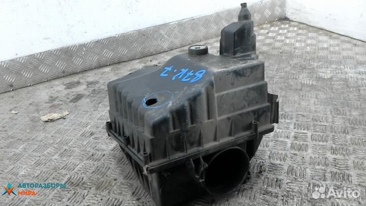 Корпус воздушного фильтра Land Rover PHB000498