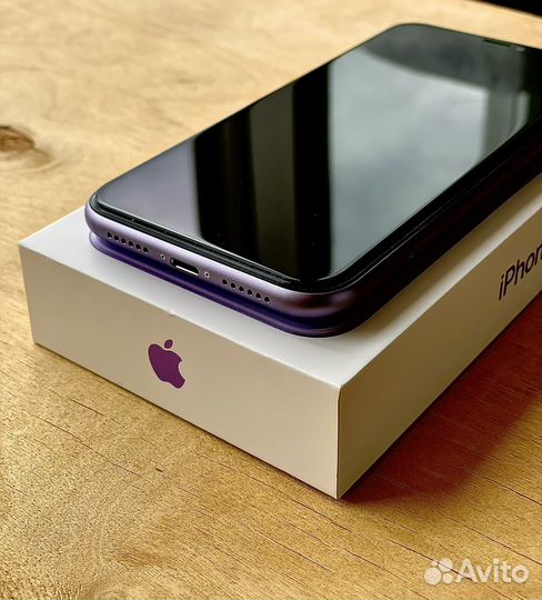 iPhone 11, 128 ГБ