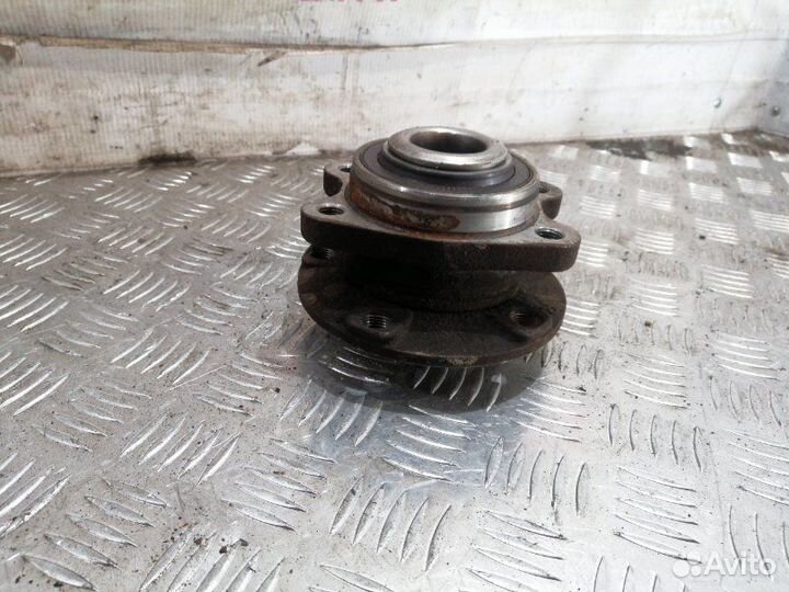 Ступица передняя левая Audi A6 C6 BDW 2005