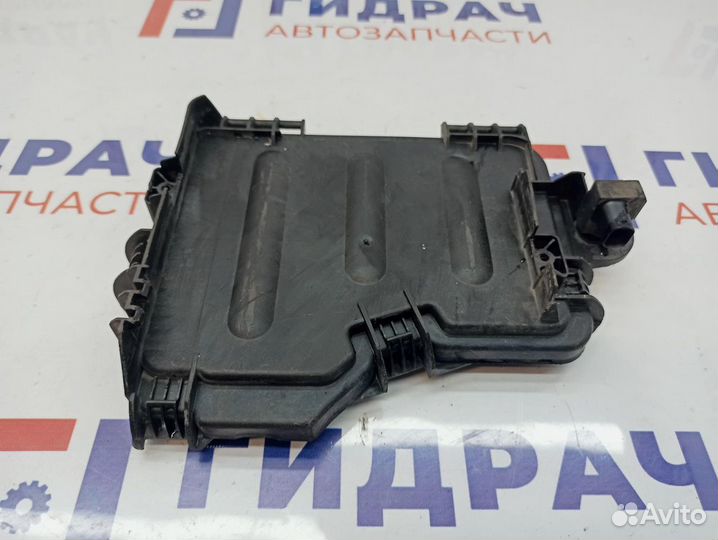 Крышка блока предохранителей Audi A8 4E1937128A