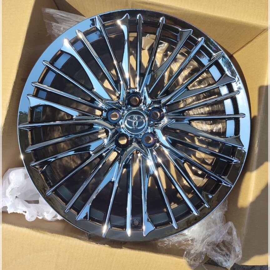Литые диски Toyota 8.5×R20 5×114.3