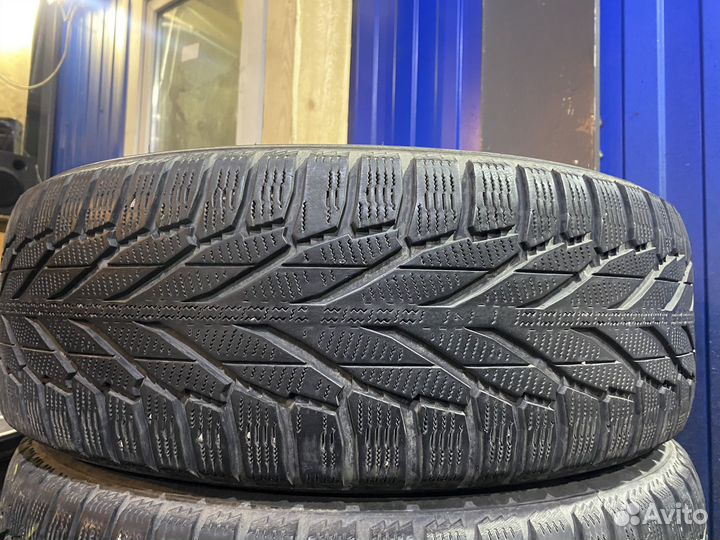 Nokian Tyres Hakkapeliitta R2 SUV 225/65 R17 106R