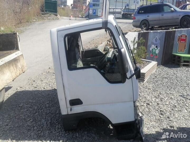 Кабина mazda titan SYE6T FE 8472